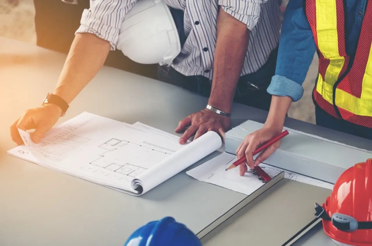 Vuoi aprire uno studio di architettura? Ecco i costi nascosti che nessuno ti dice