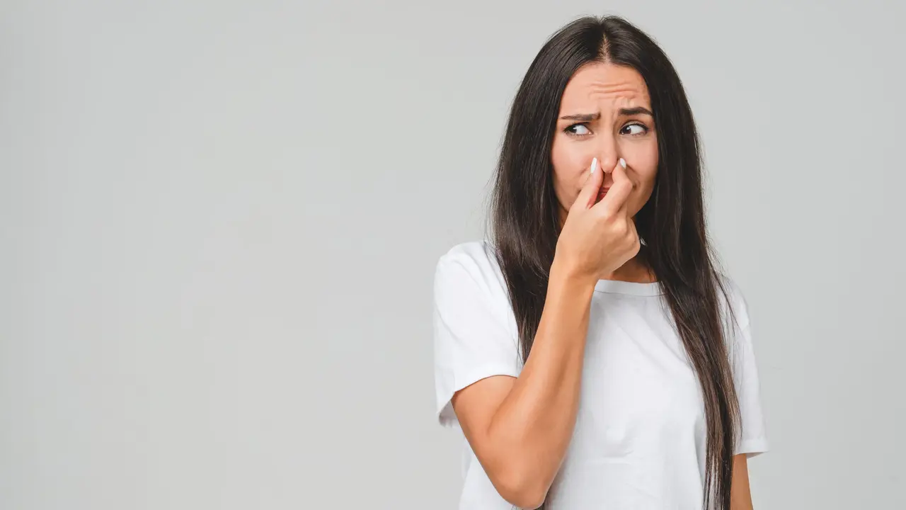 Stanza senza finestre? Ecco il trucco ingegnoso per cambiare aria ed eliminare i cattivi odori