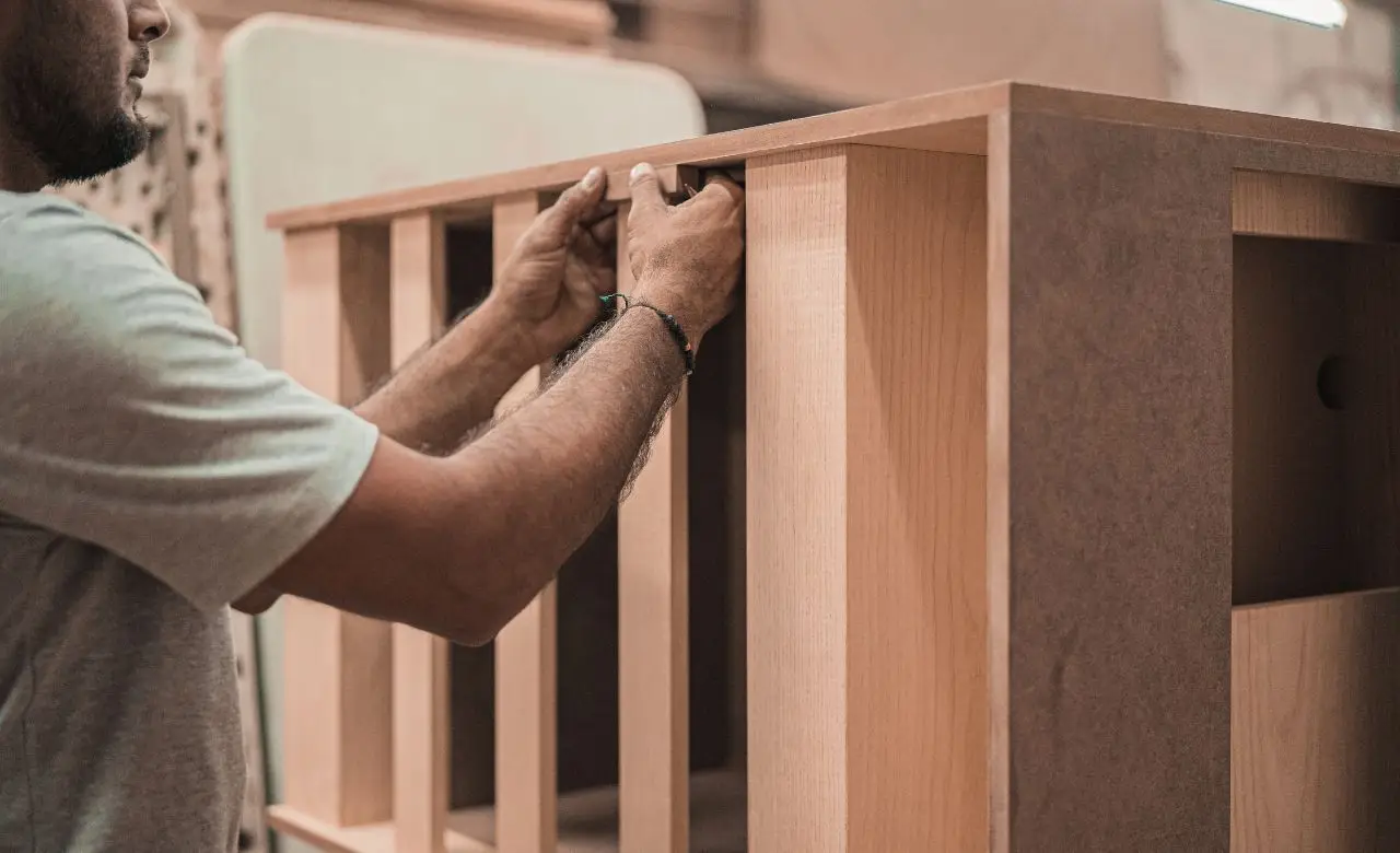 Il metodo pratico per imparare la falegnameria da zero senza spendere una fortuna in corsi