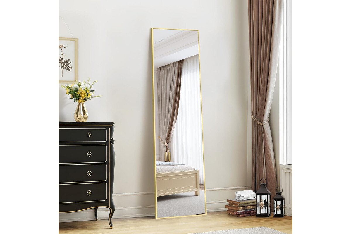 Specchio a figura intera con cornice oro: qualità premium per la tua casa a un prezzo irresistibile