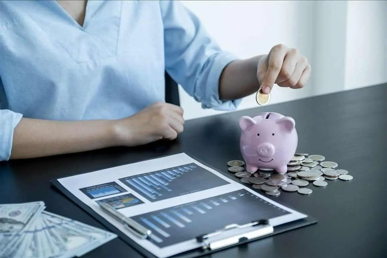 Non tenere i soldi sul conto: ecco come funziona il piano di accumulo che fa crescere i risparmi