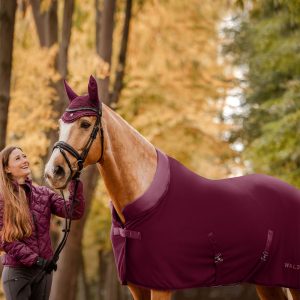 Horses Coperta in Pile Fluffie Italia Blu 128 cm, Ottima Fattura, Utile per  Proteggere Il Cavallo dagli Sbalzi di Temperatura : : Prodotti per  animali domestici